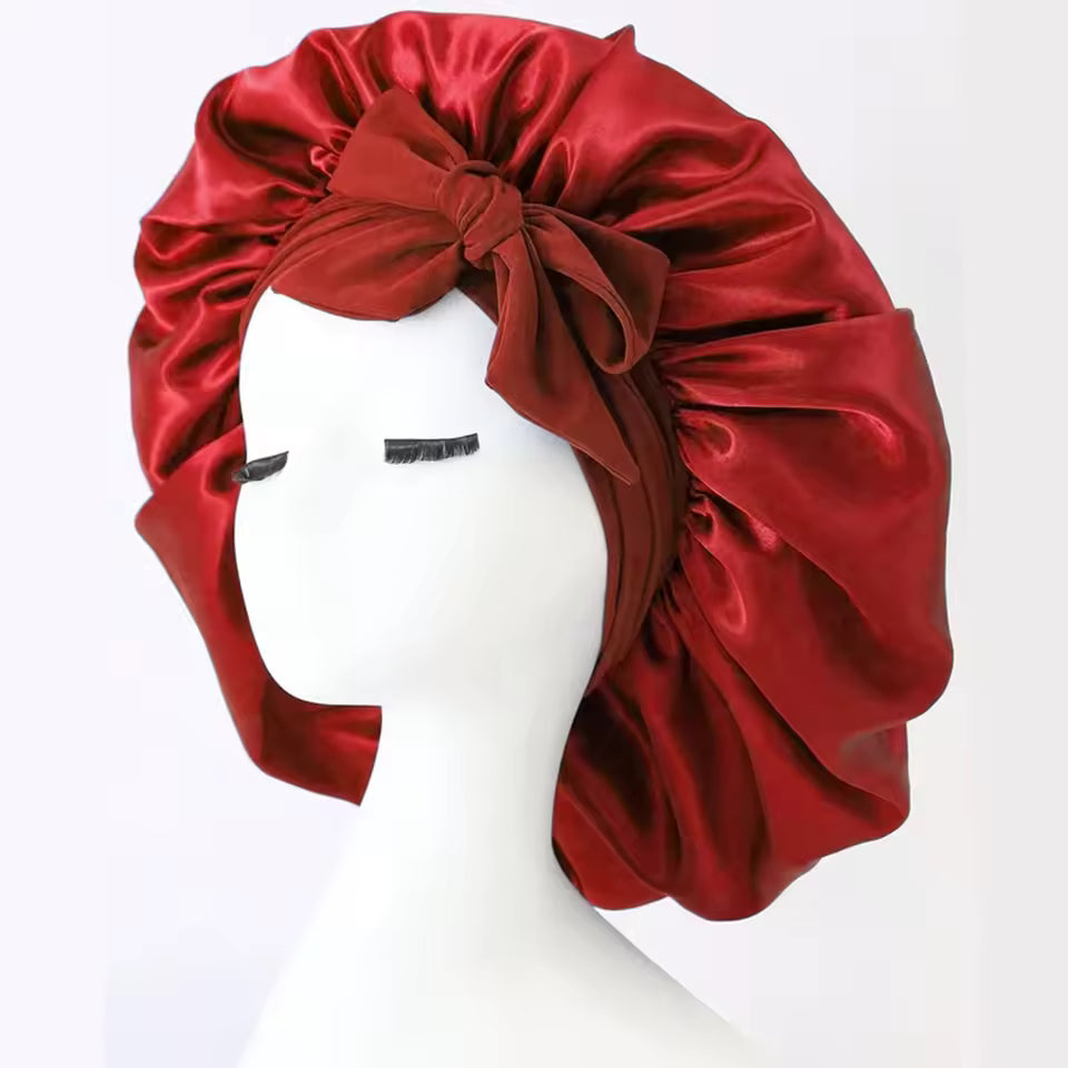 BONNET EN SATIN